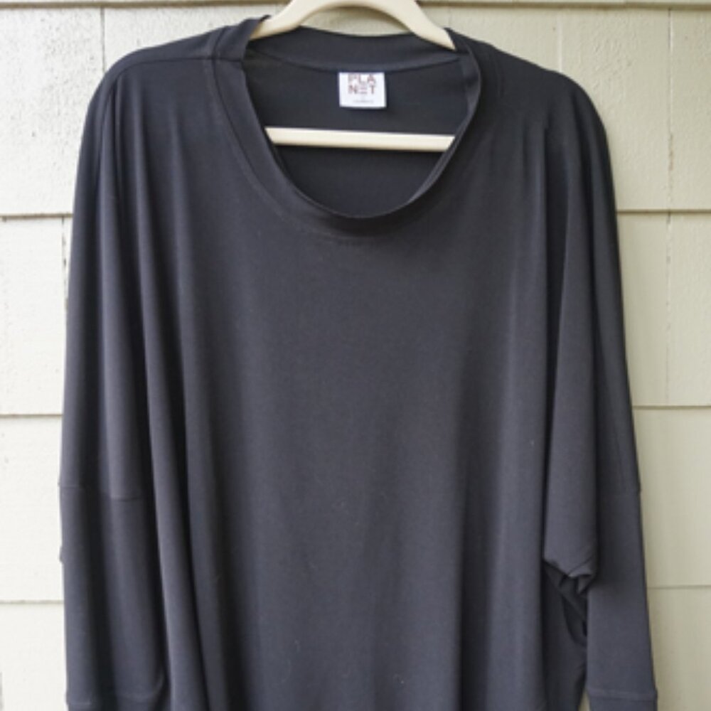 Planet by Lauren G Dolman Top Pockets VGUC Size OS